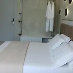 Comfort Hotell 4*