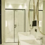Hotell Comfort Golem (Tirana)
