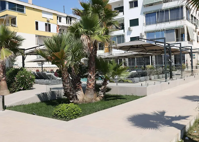 Hotel Comfort Golem (Tirana)