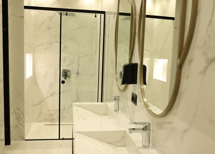 Comfort 4* Golem (Tirana)