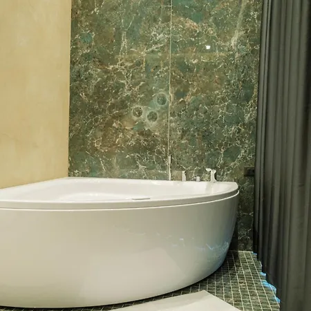 Hotel Comfort 4*