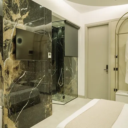 Comfort 4* 골렘