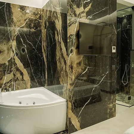 Comfort 4* Golem (Tirana)