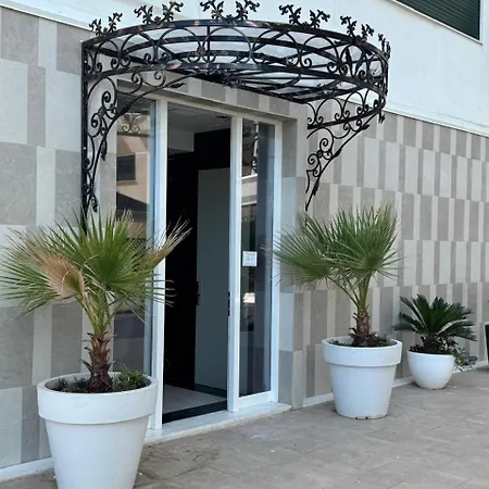 Hotel Comfort Golem (Tirana)