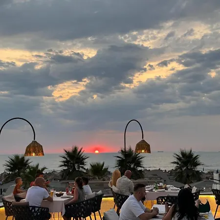 Comfort Ξενοδοχείο 4*