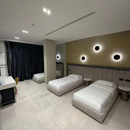 호텔 Comfort 4*