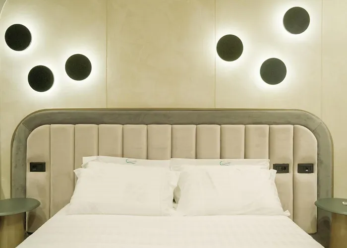 Hotel Comfort Golem (Tirana)