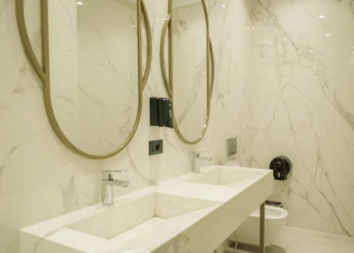 Comfort Hotel 4*
